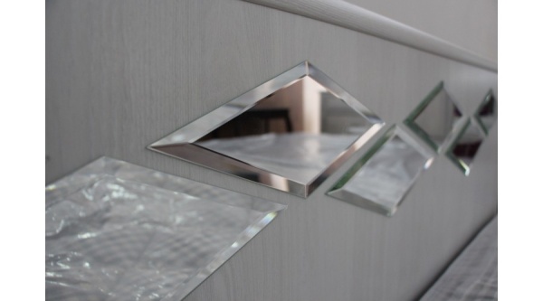 Модульная спальня Диана Анкор светлый