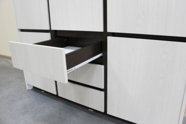 Бостон Шкаф 3-х створчатый Анкор светлый / Венге